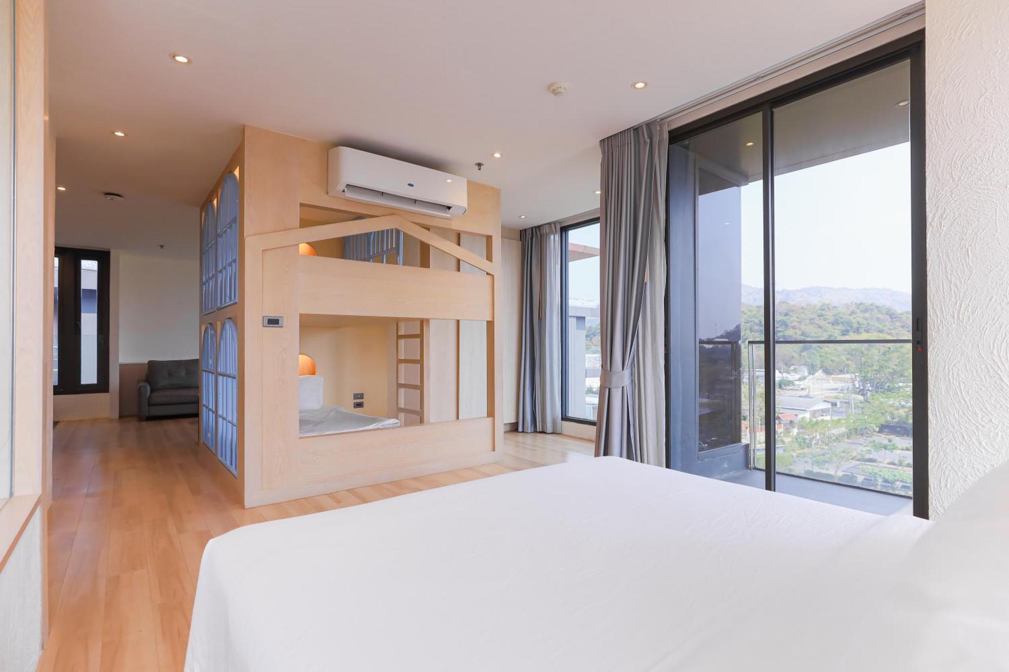Balcony Seaside Sriracha Hotel & Serviced Apartments Si Racha Exteriér fotografie